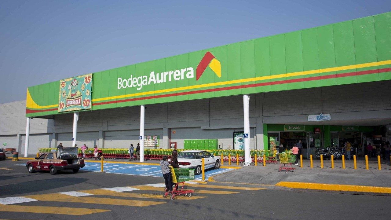 Discussing LINE's overseas marketing strategies